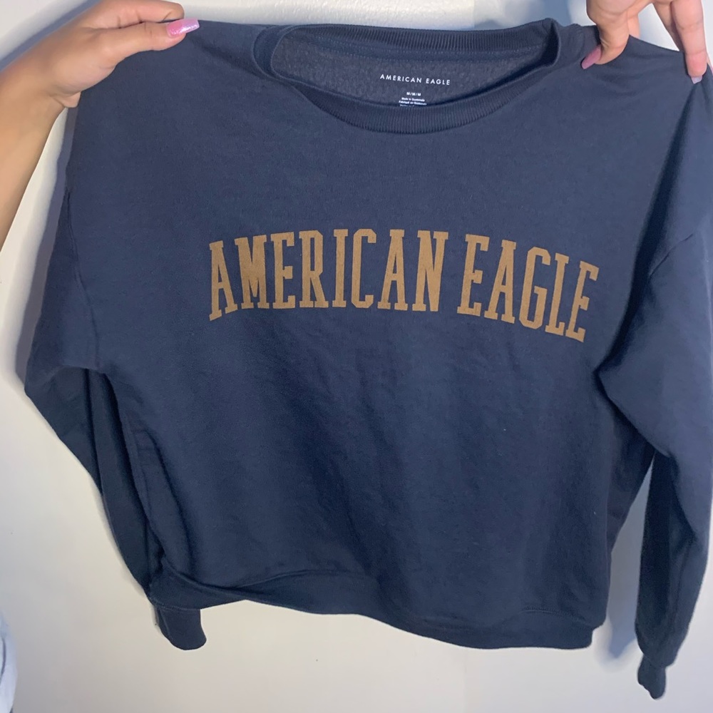 american eagle crew neck